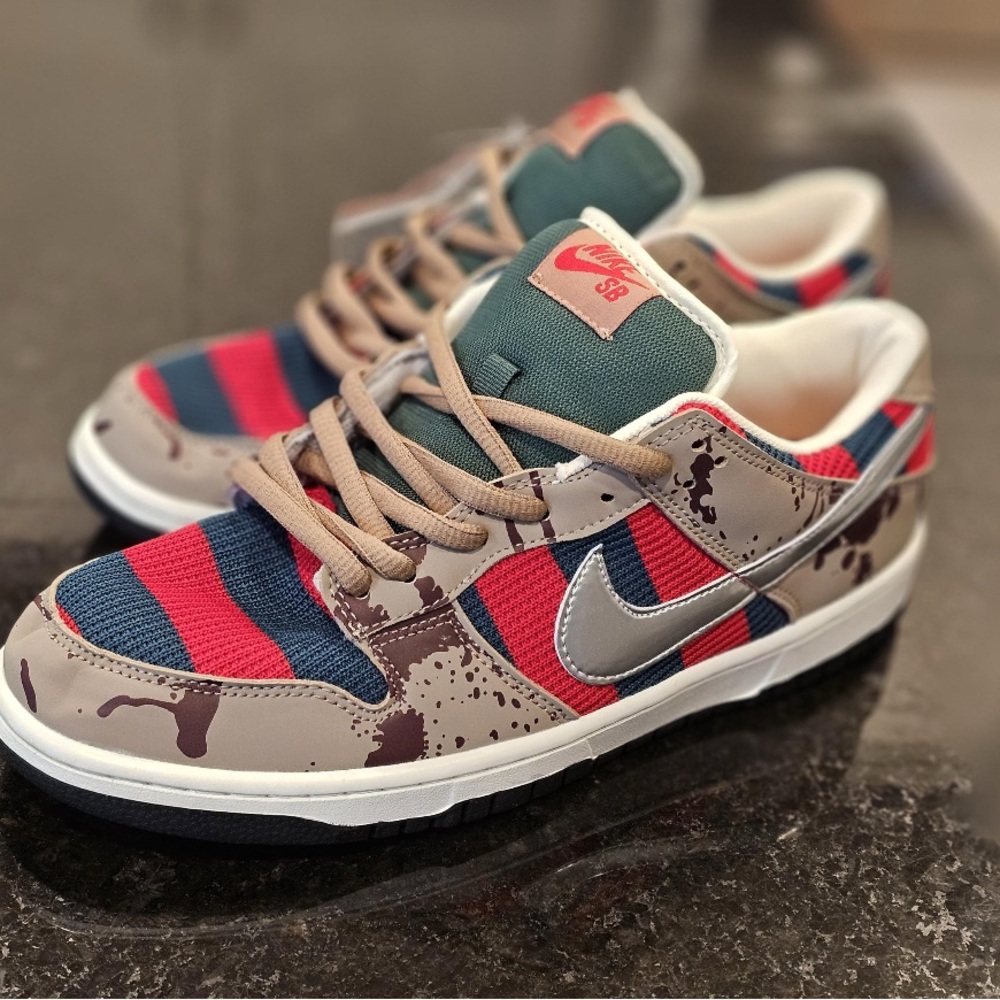 Nike SB Dunk “Freddy Kruegers”